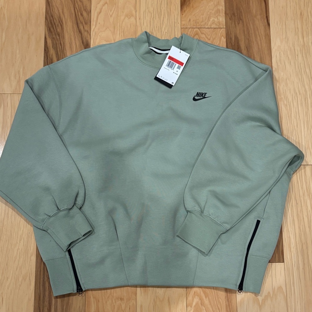 Nike Women’s Sage Crewneck Sweater
